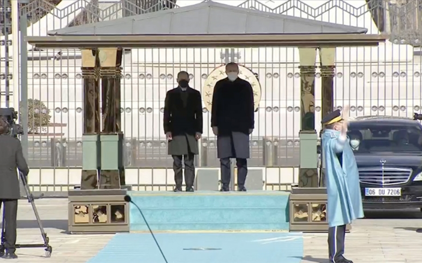 Ərdoğan Almaniya kansleri ilə görüşüb -YENİLƏNİB