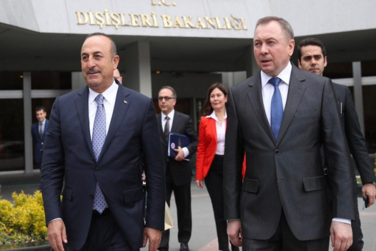 Belarus və Türkiyə XİN rəhbərləri Ukraynanı müzakirə edib