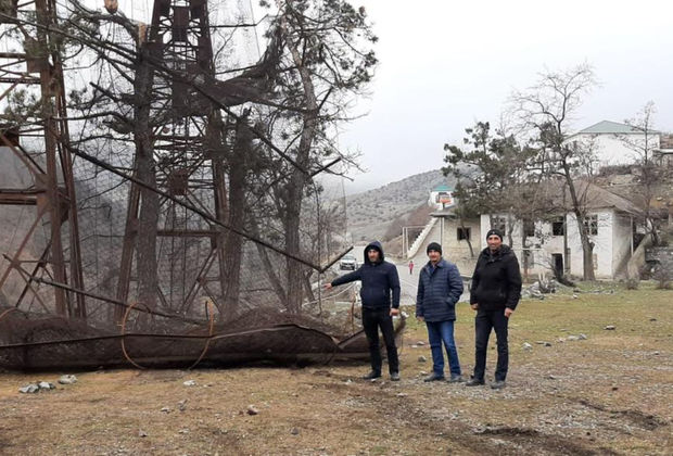 Dövlət müəssisəsindən 37 min manatlıq oğurluq etmək istəyən dəstə ƏLƏ KEÇDİ - FOTO
