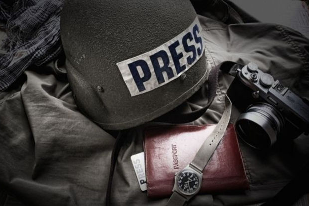 В Украине тяжело ранен еще один иностранный журналист - ФОТО