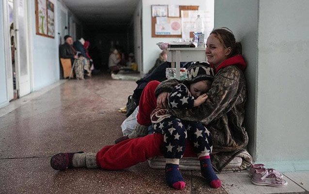 Çerniqov atəşə tutuldu - 10 nəfər öldü