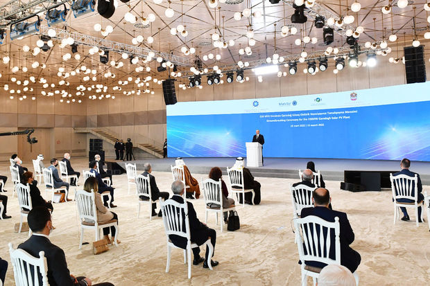 İlham Əliyev Qaradağ Günəş Elektrik Stansiyasının təməlqoyma mərasimində iştirak edib - YENİLƏNİB + FOTO