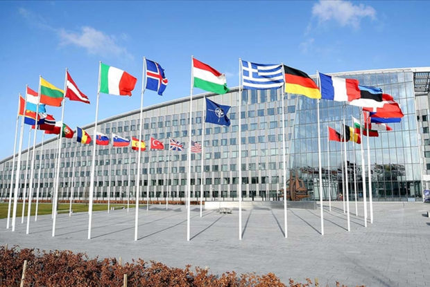 NATO ölkələrinin müdafiə nazirləri Ukrayna üçün toplandı