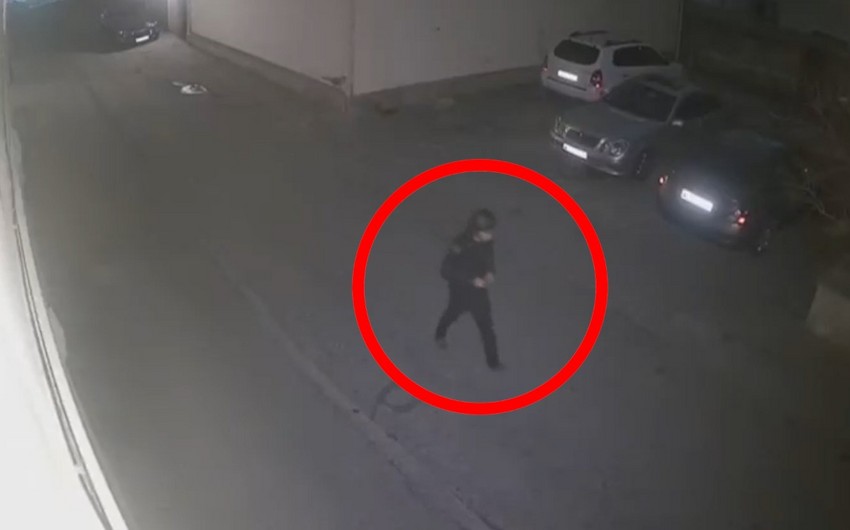 Avtomobilin şüşəsini sındıraraq oğurluq edən şəxs saxlanılıb