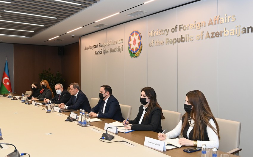 Ceyhun Bayramov Avropa İttifaqının rəsmisi ilə görüşüb