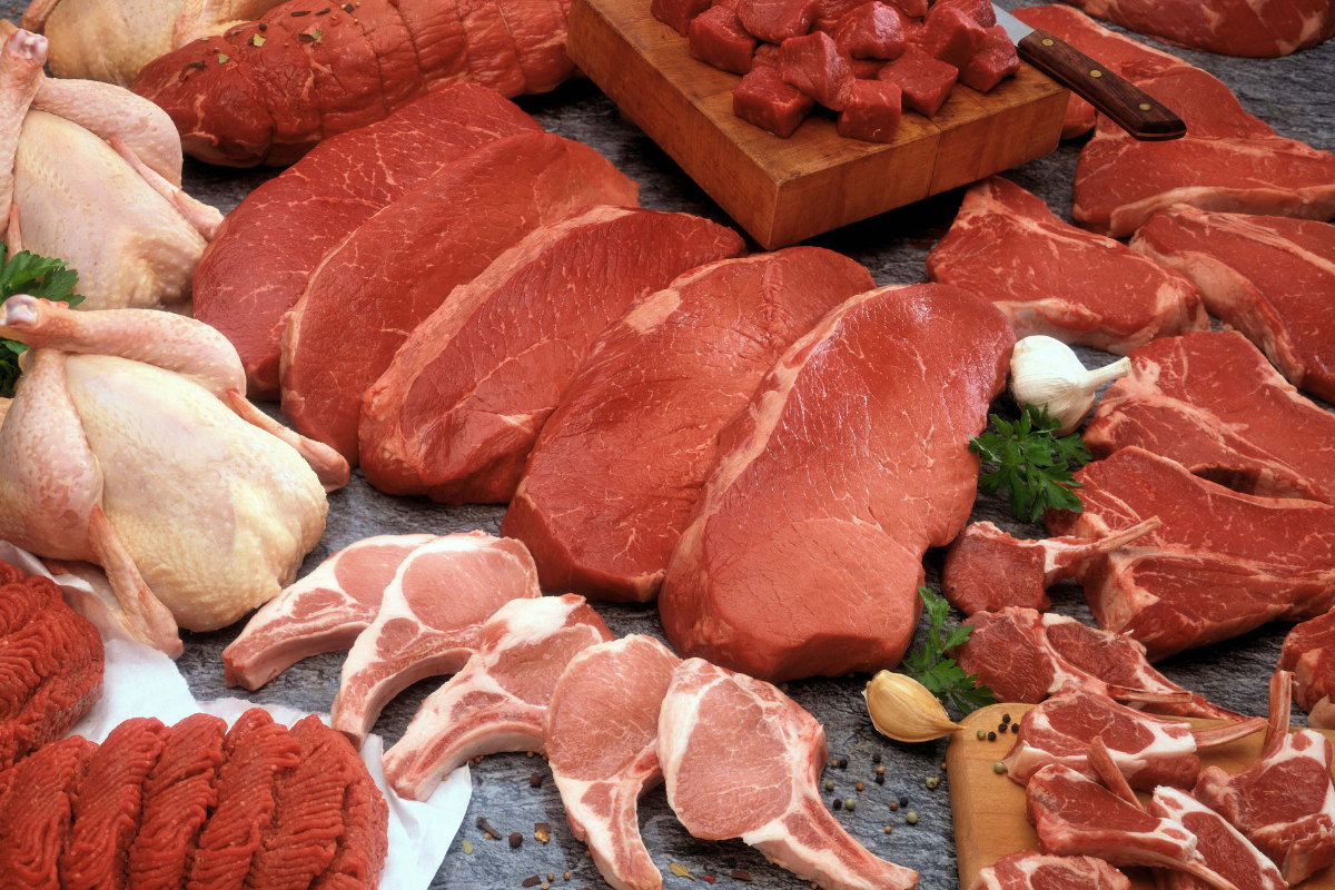 Ət və toyuq məhsullarının ölkədən aparılması üçün xüsusi şərt müəyyənləşib