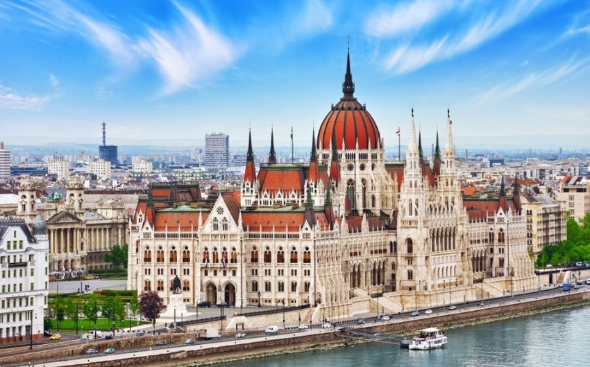 Macarıstan Ukraynadakı vəziyyətə görə immiqrasiya siyasətini dəyişməyəcək