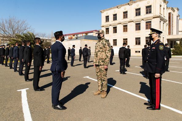 Vilayət Eyvazov polis olmaq istəyənləri yoxladı: 46 nəfər üçün şans yaranıb - FOTO