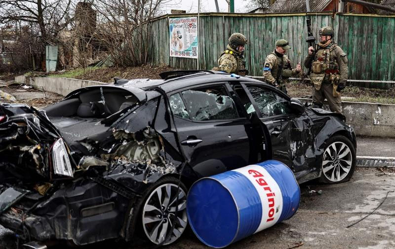 Yüzlərlə insanın qətlə yetirildiyi Buçadan dəhşətli görüntülər (FOTOLAR)