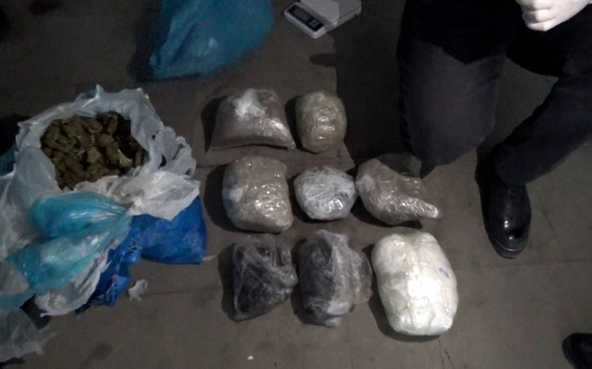 Gizli anbarlarda 63  kiloqramdan artıq narkotik maddə saxlayan şəxslər tutulub