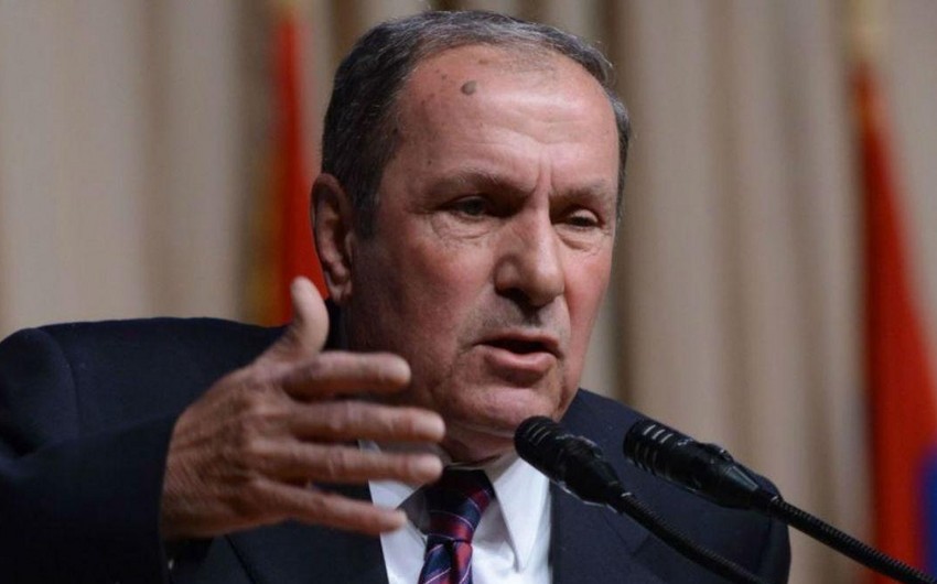 Ter-Petrosyan Rusiyanın səfirini öz evində qəbul edib