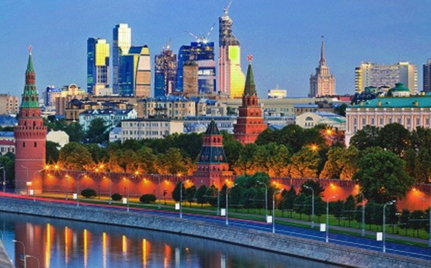 Кремль: Позитивно оцениваем намерение Баку и Еревана начать переговоры по мирному договору