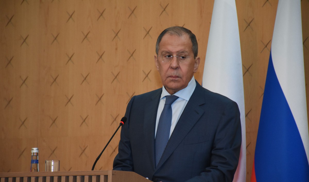 Lavrov: “ABŞ və müttəfiqləri Zelenskini döyüşləri davam etdirməyə sövq edir”