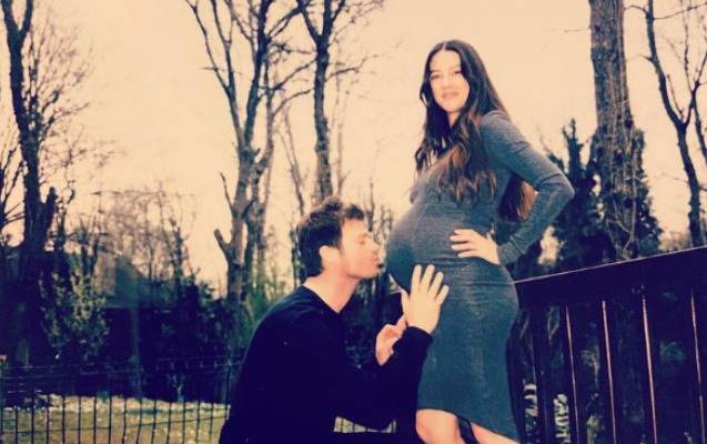 Kıvanç və xanımından - Gözlənilən foto