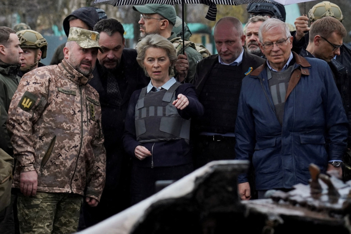 Ursula von der Leyen və Cozep Borrell Buçaya gedib