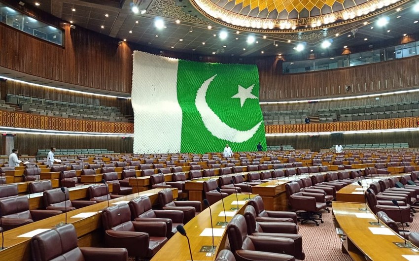 Pakistanda yeni baş nazir seçkiləri aprelin 11-də keçiriləcək