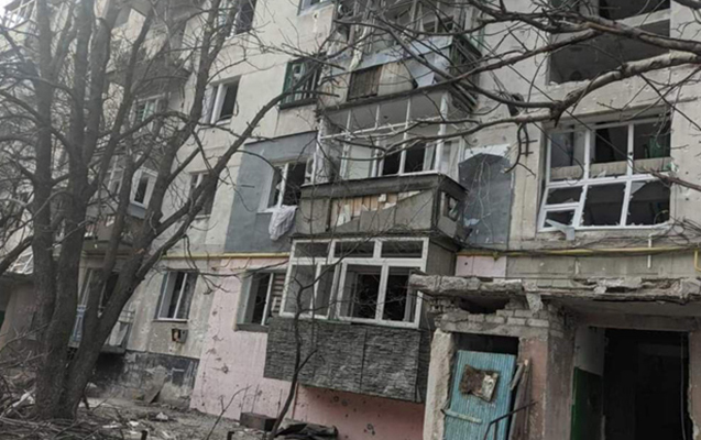 Luqansk atəşə tutuldu, ölən və yaralananlar var