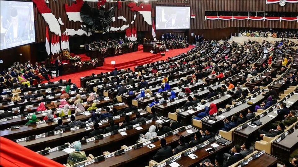 İndoneziya parlamenti cinsi istismarla bağlı tarixi qanun layihəsini təsdiqləyib