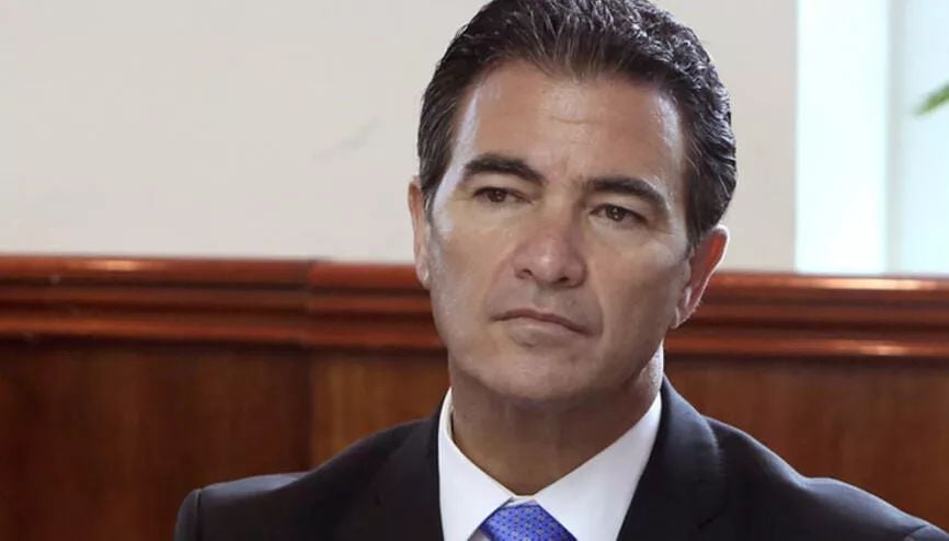 Yossi Koen avstriyalı milyarderdən aldığı 20 min dollar qaytarır