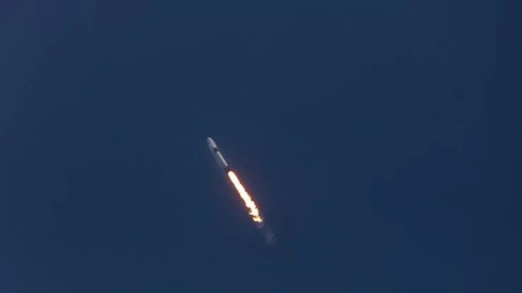 “SpaceX” ABŞ kəşfiyyat peykini kosmosa göndərib