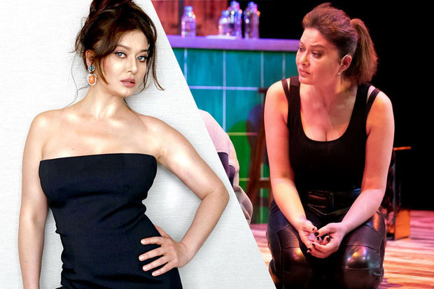 Nurgül Yeşilçay sevənlərini yenə qorxutdu: Səhnədə huşunu itirdi - FOTO