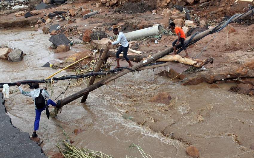 Cənubi Afrikada daşqınlar nəticəsində 57 uşaq ölüb