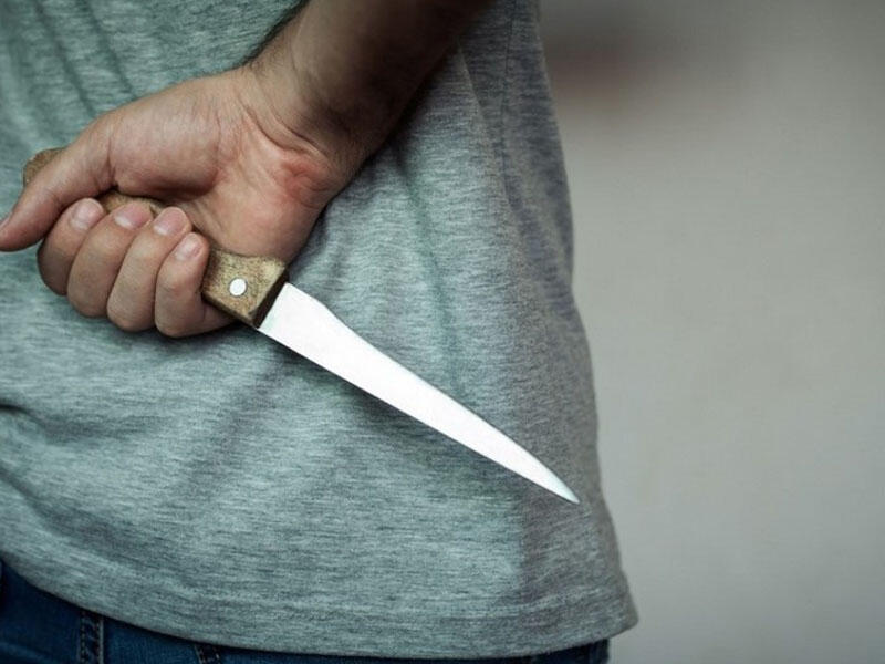 15 yaşlı gəncin anasını öldürməsinin videogörüntüləri yayıldı - VİDEO