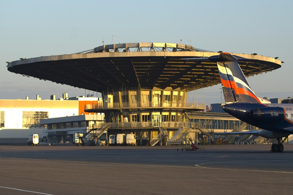 İrəvandan Moskvaya uçan təyyarəyə bomba qoyulmasına dair məlumat daxil olub