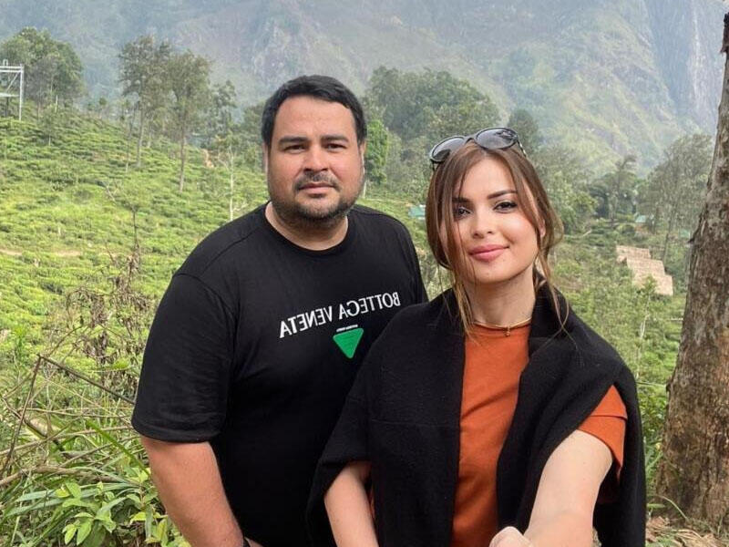 Əri Türkiyədən qayıdan Sevda Yahyayevanı belə qarşıladı - VİDEO