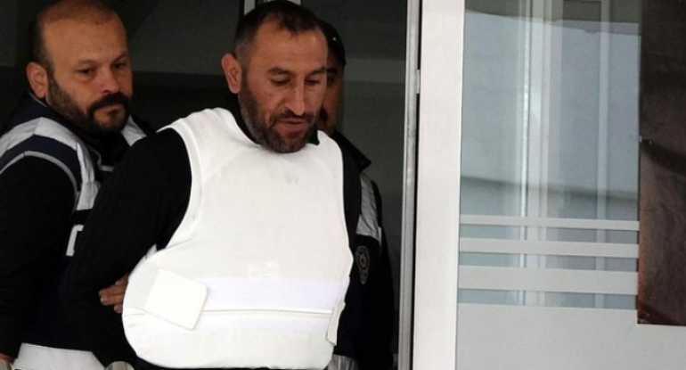 Arvadını parkda başından güllələyən Elvin polisdə nələr danışdı...