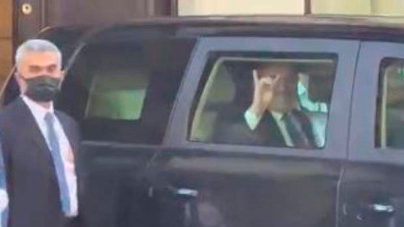 Çavuşoğlu ermənilərə “Bozqurd” işarəsi ilə cavab verdi - VİDEO