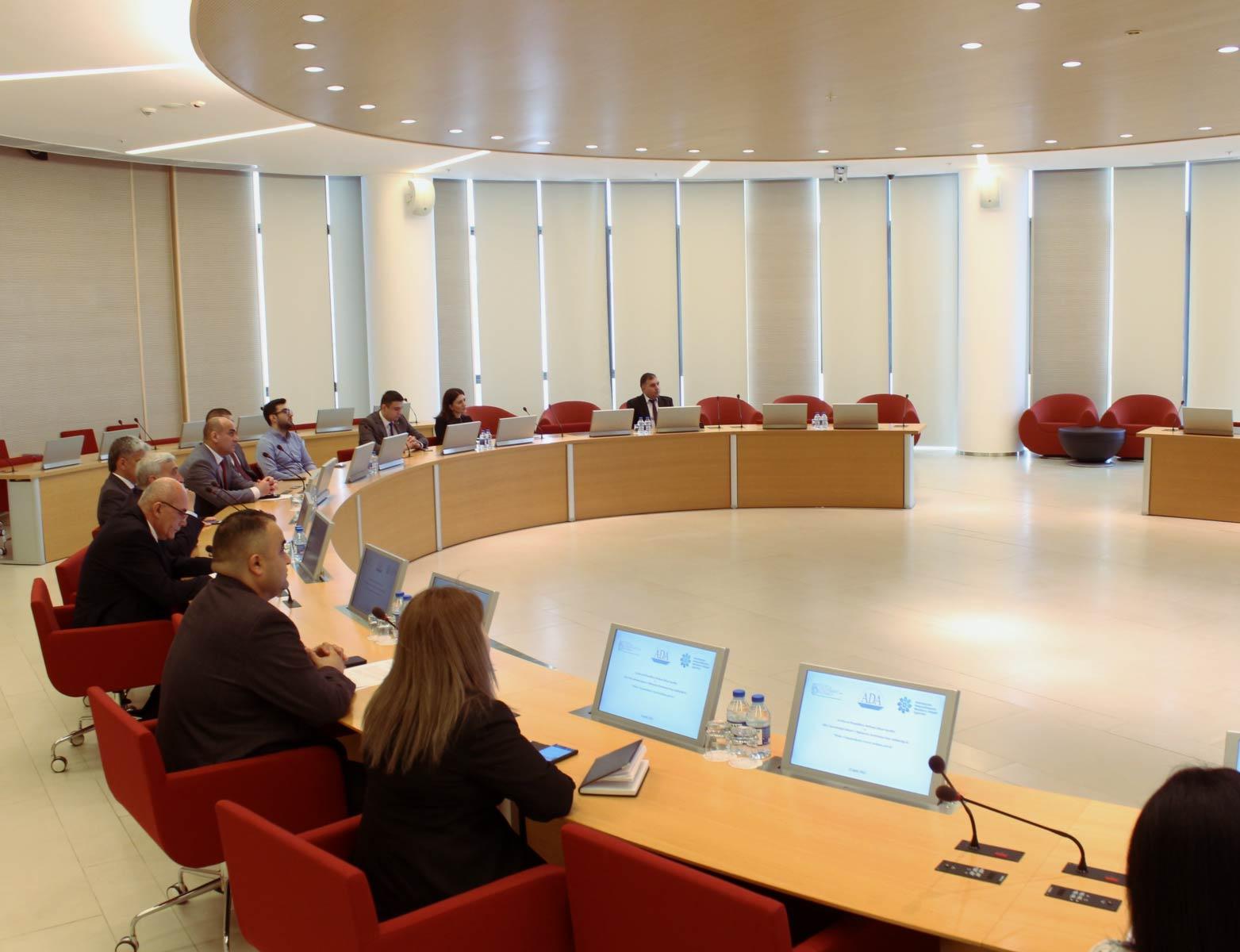 “Media və kommunikasiya siyasəti medianın gözü ilə” mövzusunda seminarların ikinci mərhələsinə başlanılıb