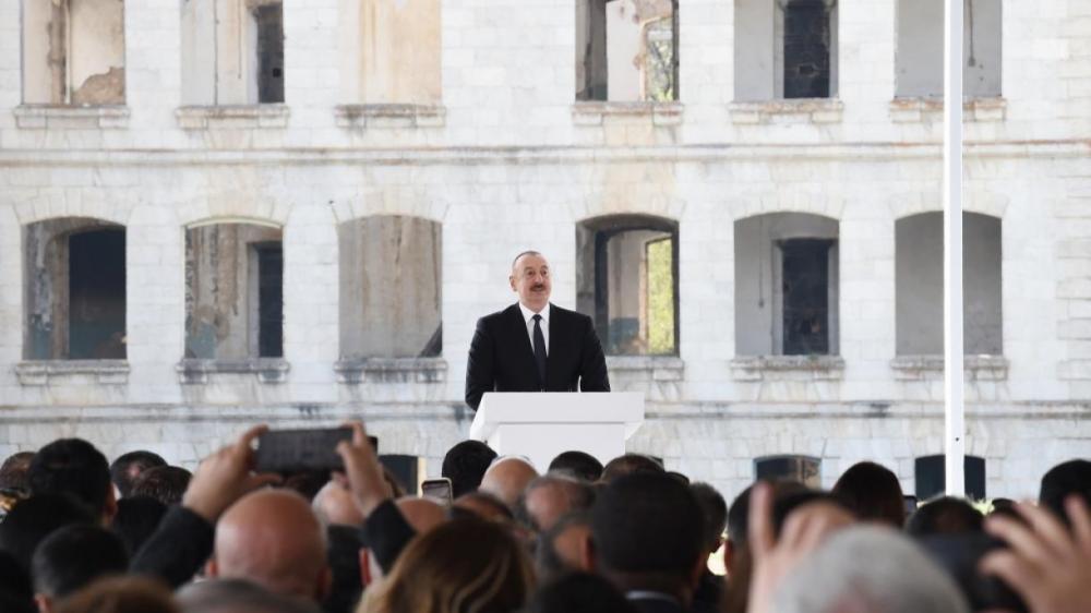 Diaspor siyasətində yeni dönəm: Zəfər Qurultayı