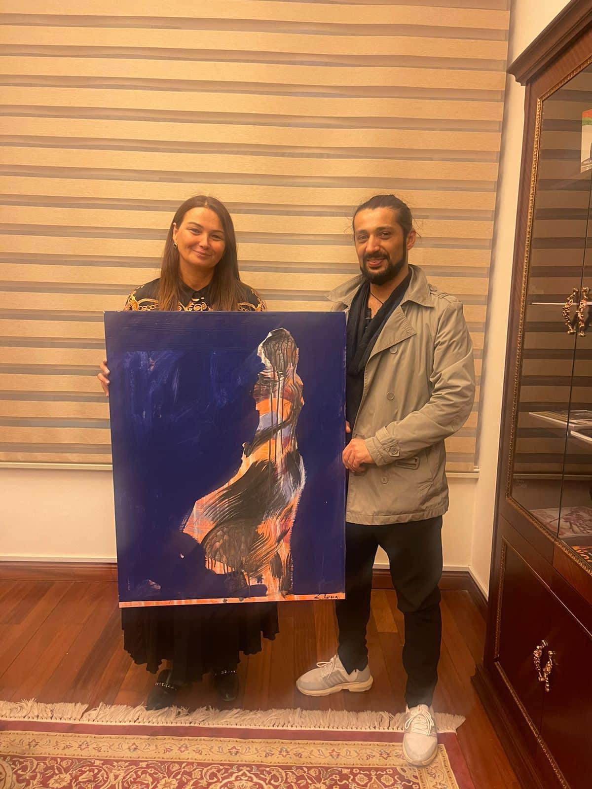 Deputat bir qrup ziyalı, sənətçi və vətəndaşla görüşüb