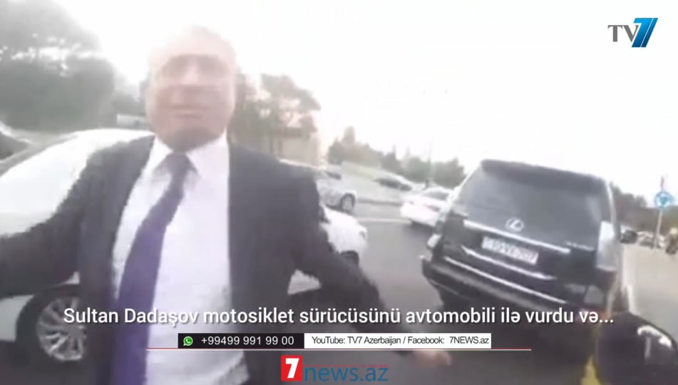 Sultan Dadaşov motosiklet sürücüsünü döydü, söydü, sonra avtomobili ilə vurdu - DƏHŞƏTLİ VİDEO