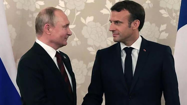 Putindən Makrona təbrik mesajı: