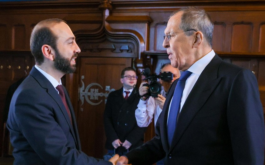 Rusiya və Ermənistan XİN başçıları Bakı ilə İrəvan arasında sülh müqaviləsini müzakirə ediblər