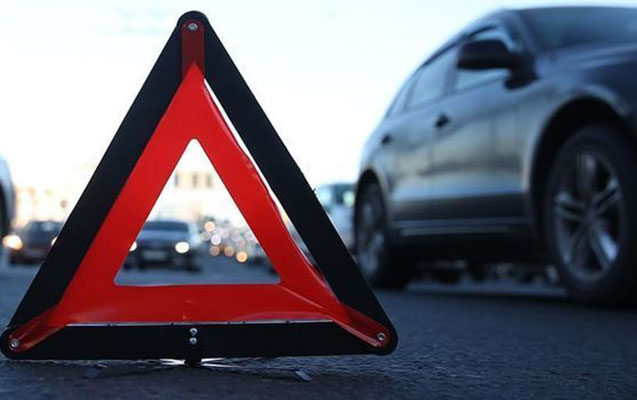 Yasamalda maşın betona çırpıldı, sürücü öldü