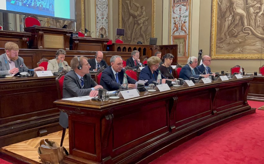 Kamran Əliyev Avropa prokurorluq orqanları rəhbərlərinin konfransında iştirak edir