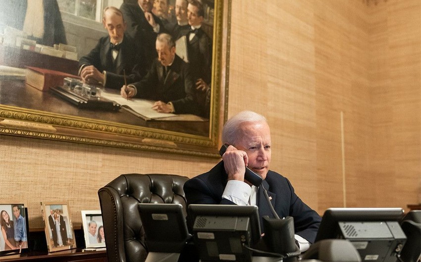 Bayden Şoltsla Ukraynaya dəstəyi müzakirə edib