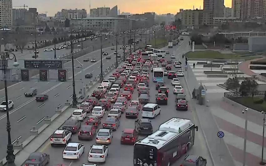 Paytaxtda hazırda sıxlıq olan yollar açıqlanıb