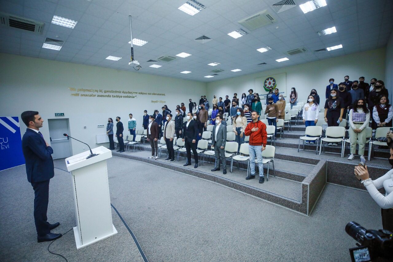 Təhsildə “Karyera Forumu”na start verilib - FOTOLAR