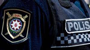 Azərbaycanda polis əməkdaşı ehtiyatsızlıqdan açılan atəş nəticəsində ölüb