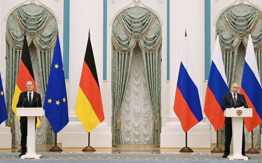 Putin və Şolts Ukraynadakı durumu müzakirə ediblər