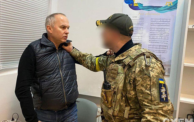 Qalmaqallı deputat Ukraynanı tərk etdi