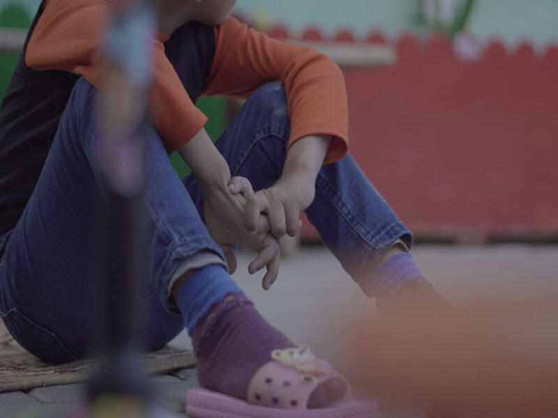 Arvad ərini döydü, uşaq küçədə qaldı - Azərbaycanda AİLƏ DRAMI