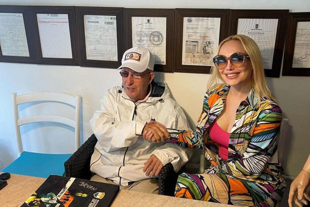 Нура Сури в Колумбии познакомилась с братом Пабло Эскобара - ФОТО