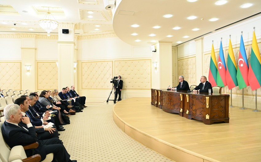 Dövlət başçısı: 