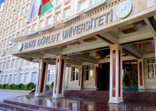 BDU-nun tələbələrini maşın vurdu