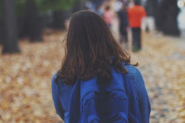 Bakıda çörək almağa gedən 15 yaşlı qız YOXA ÇIXDI